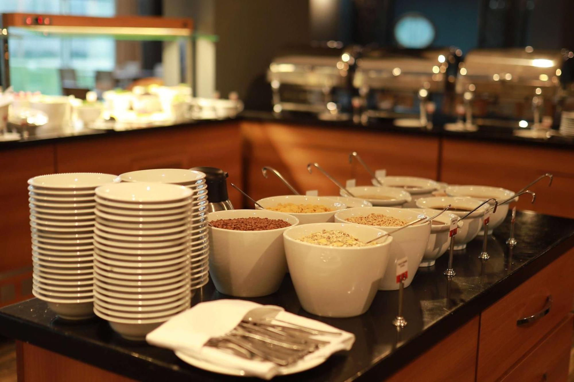 Hotel Ramada By Wyndham Soma Esterno foto